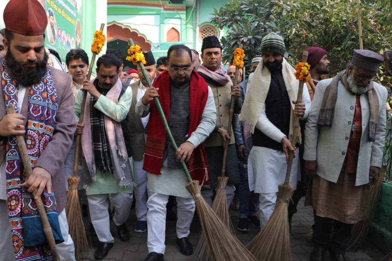 Harmony in Cleanliness: Multi-Faith Unity Ahead of Ram Lala's Consecration
